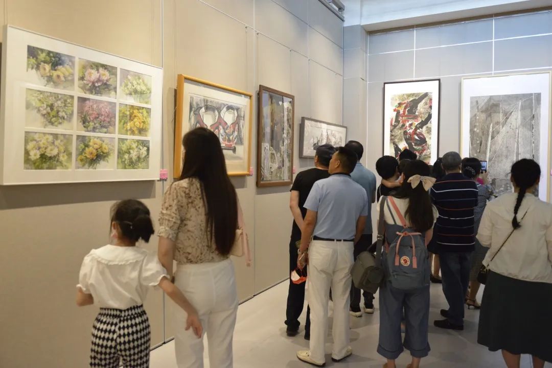 “巾帼心向党•喜迎二十大”首届安徽省巾帼美术书法作品展（滁州站）开展(图5)