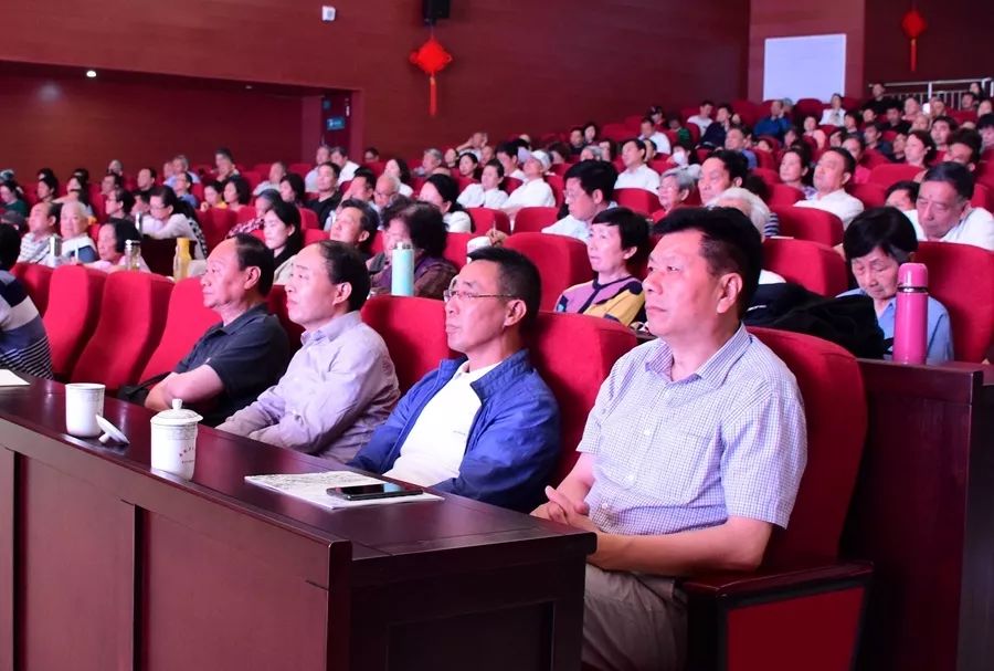 省书协主席吴雪走进安徽老年大学开展公益讲座(图3)