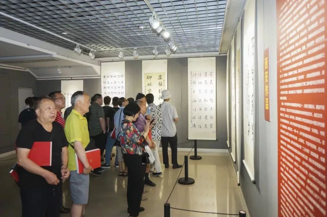 “秦韵徽风”——西安·合肥两市书法交流展在西安亮宝楼开幕(图12) “秦韵徽风”——西安·合肥两市书法交流展在西安亮宝楼开幕(图12)