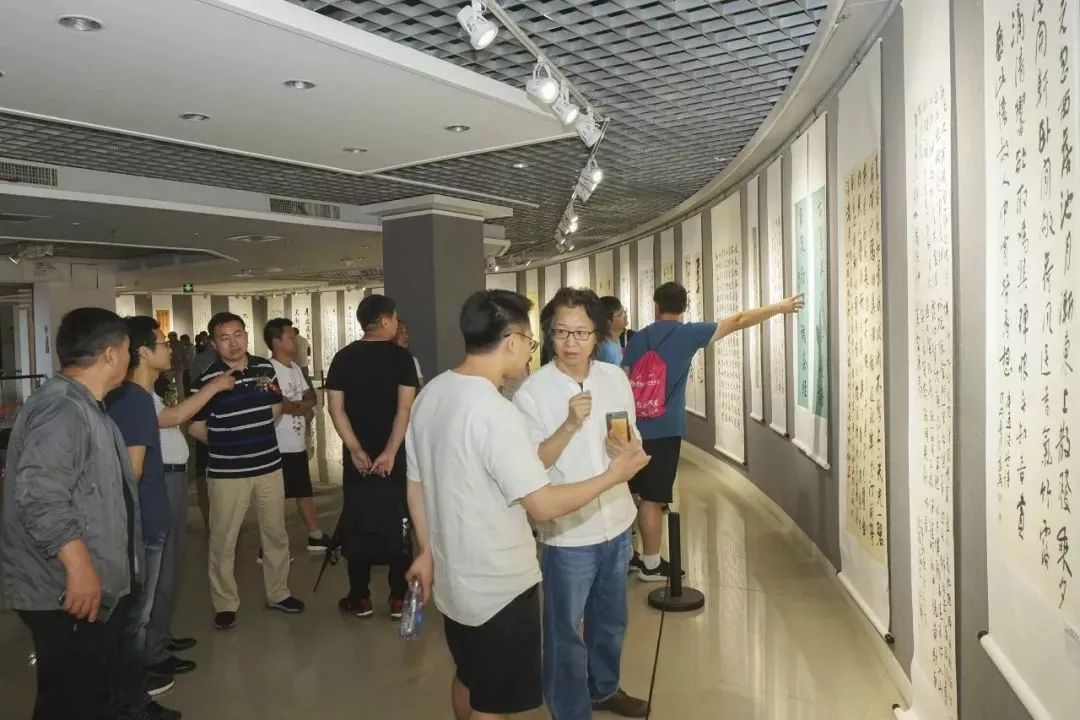 “秦韵徽风”——西安·合肥两市书法交流展在西安亮宝楼开幕(图16) “秦韵徽风”——西安·合肥两市书法交流展在西安亮宝楼开幕(图16)