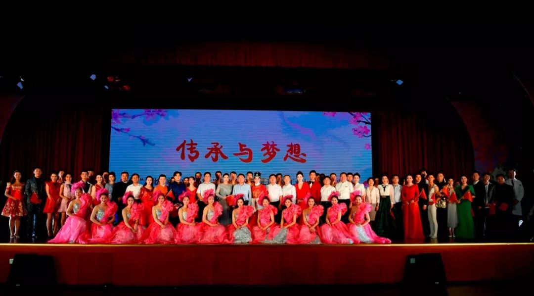 文艺名家进高校——省文联文艺小分队走进合肥工业大学(图1)