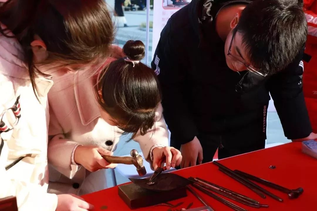 文艺名家进高校--省文联文艺小分队走进阜阳师范大学(图22)