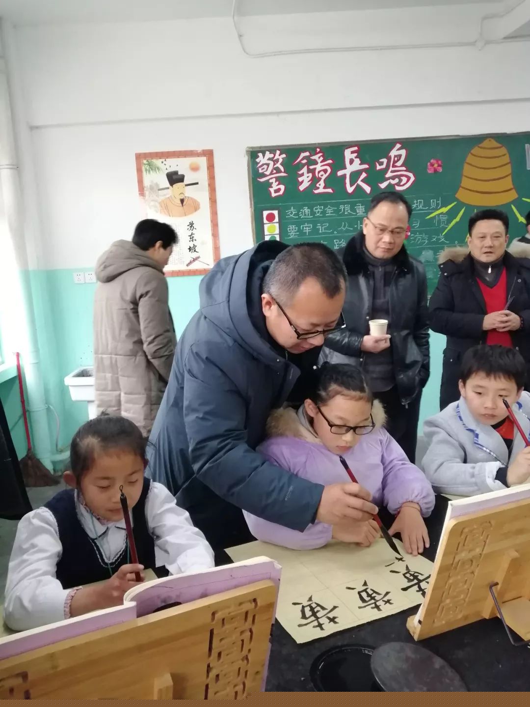 省书协教育培训工作委员会赴舒城县开展文艺志愿服务活动(图4)