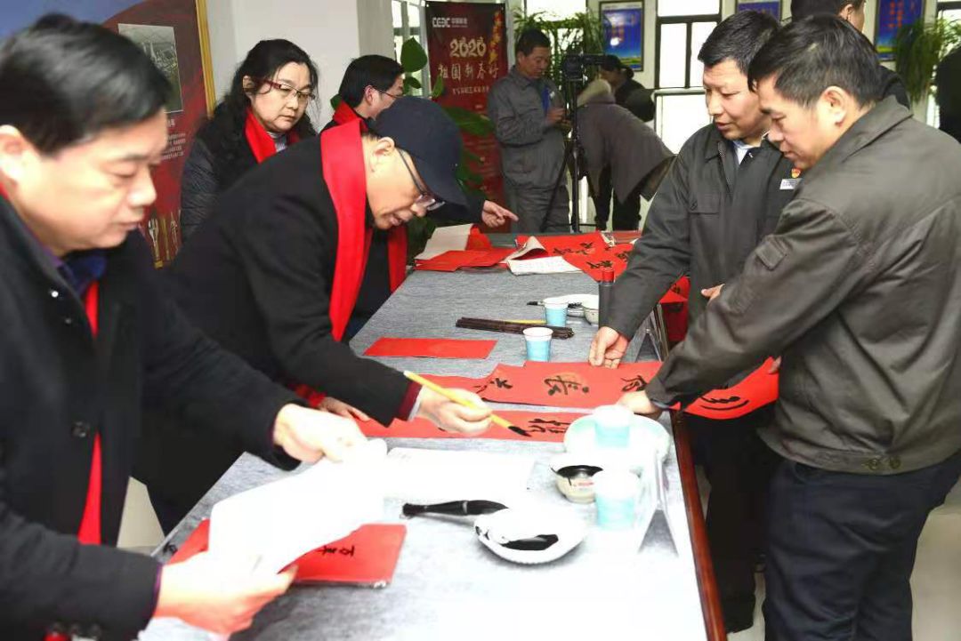 省暨合肥市书协送文化年货活动走进警营、社区、企业和春运一线(图17)