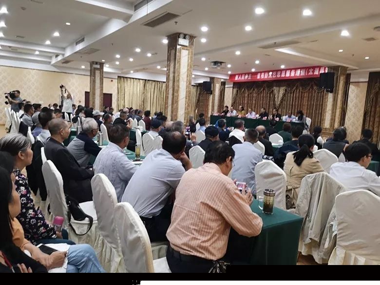 省书协赴太湖开展“到人民中去”——文艺志愿服务培训活动(图1)