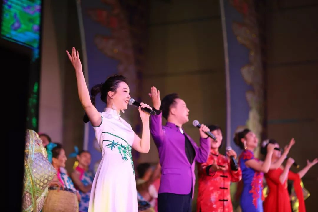 文艺名家进高校--省文联文艺小分队走进池州学院(图26)