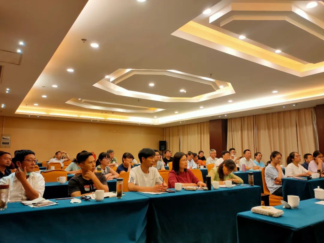 文艺进万家 健康你我他 | 省书协新文艺业态工作委员会在合肥举办书法公益大讲堂(图2)