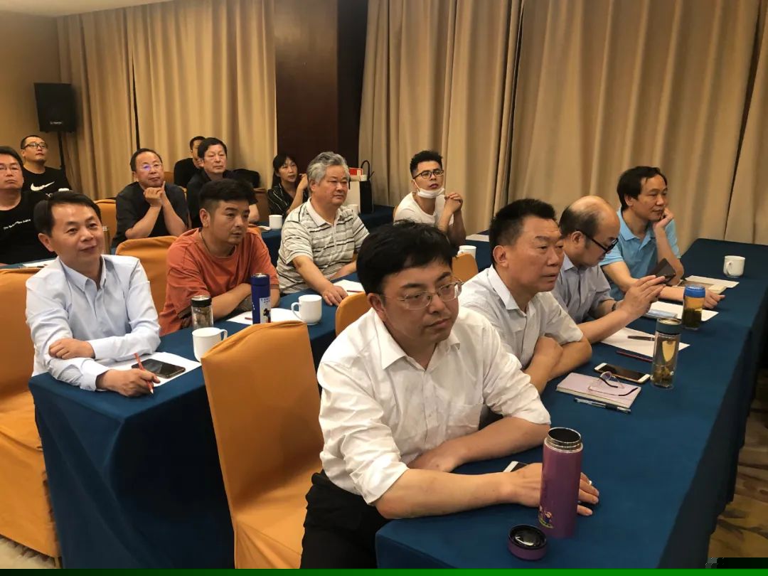 文艺进万家 健康你我他 | 省书协新文艺业态工作委员会在合肥举办书法公益大讲堂(图3)