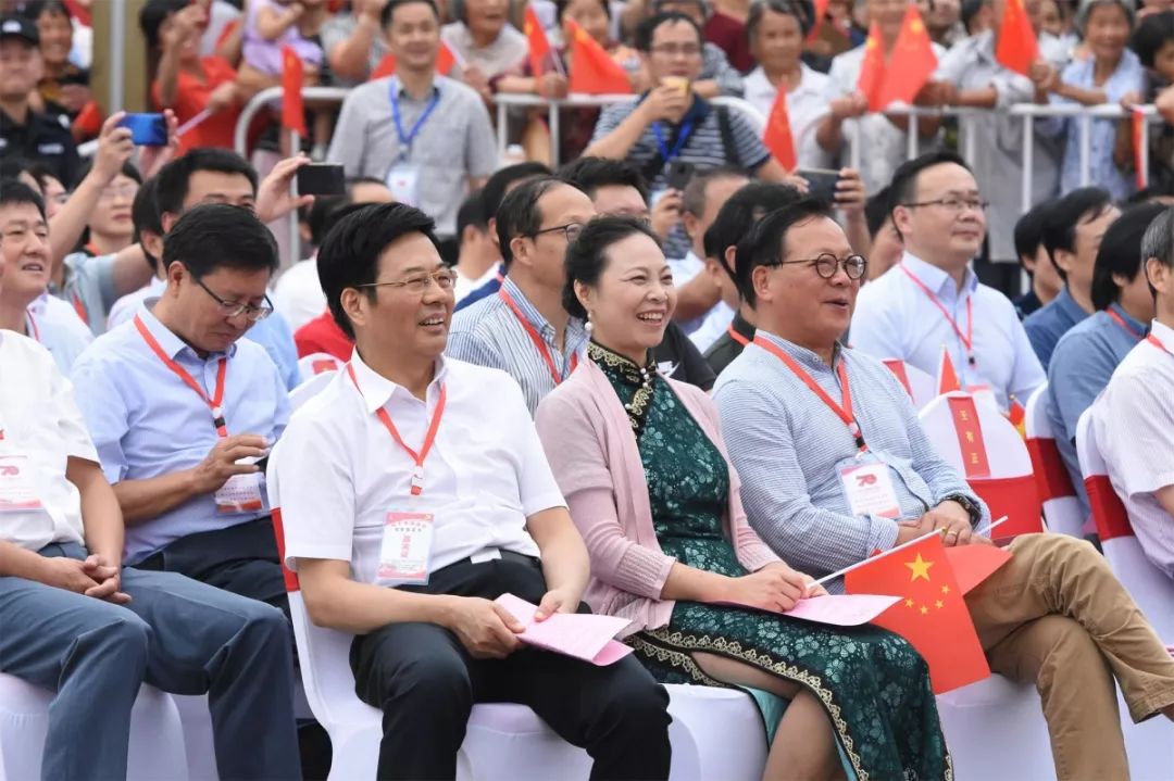 到人民中去！ | 省文联文艺志愿服务活动走进舒茶(图4)