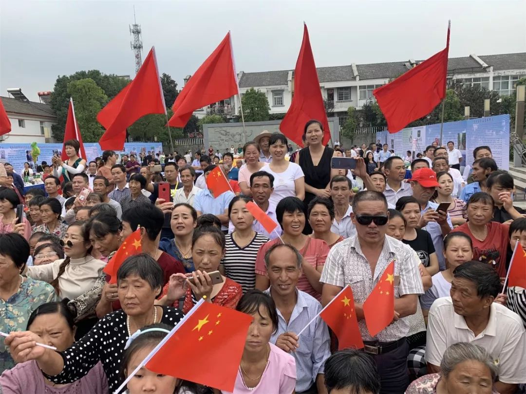 到人民中去！ | 省文联文艺志愿服务活动走进舒茶(图26)