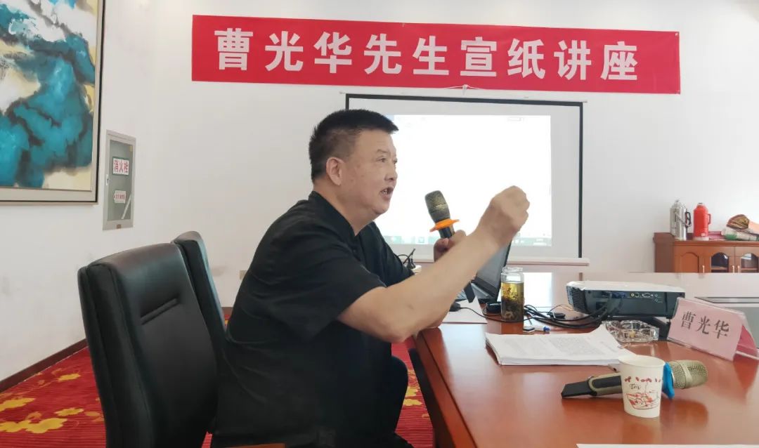 省书协教育培训工作委员会在黄山市举行年度工作会议暨"到人民中去"志愿服务活动(图6)