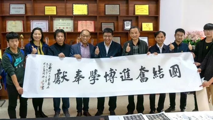 6.jpg 文艺名家进高校——省文联文艺小分队走进安徽理工大学(图2)