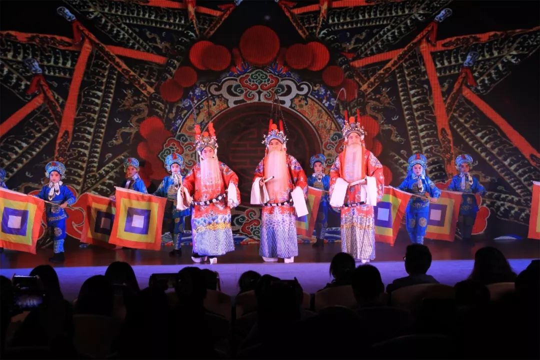 文艺名家进高校——省文联文艺小分队走进安徽理工大学(图31) 文艺名家进高校——省文联文艺小分队走进安徽理工大学(图31)