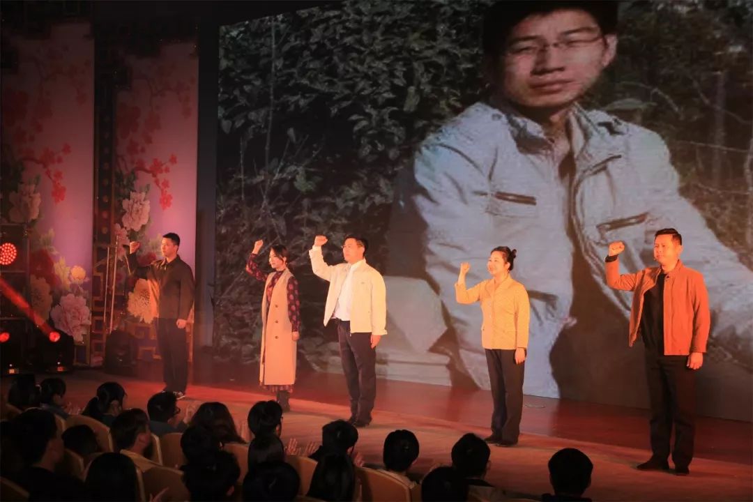 文艺名家进高校——省文联文艺小分队走进安徽理工大学(图38) 文艺名家进高校——省文联文艺小分队走进安徽理工大学(图38)