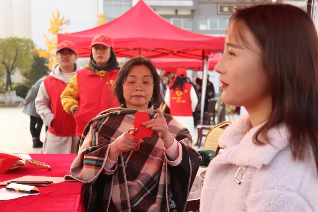 文艺名家进高校--省文联文艺小分队走进池州学院(图21) 文艺名家进高校--省文联文艺小分队走进池州学院(图21)