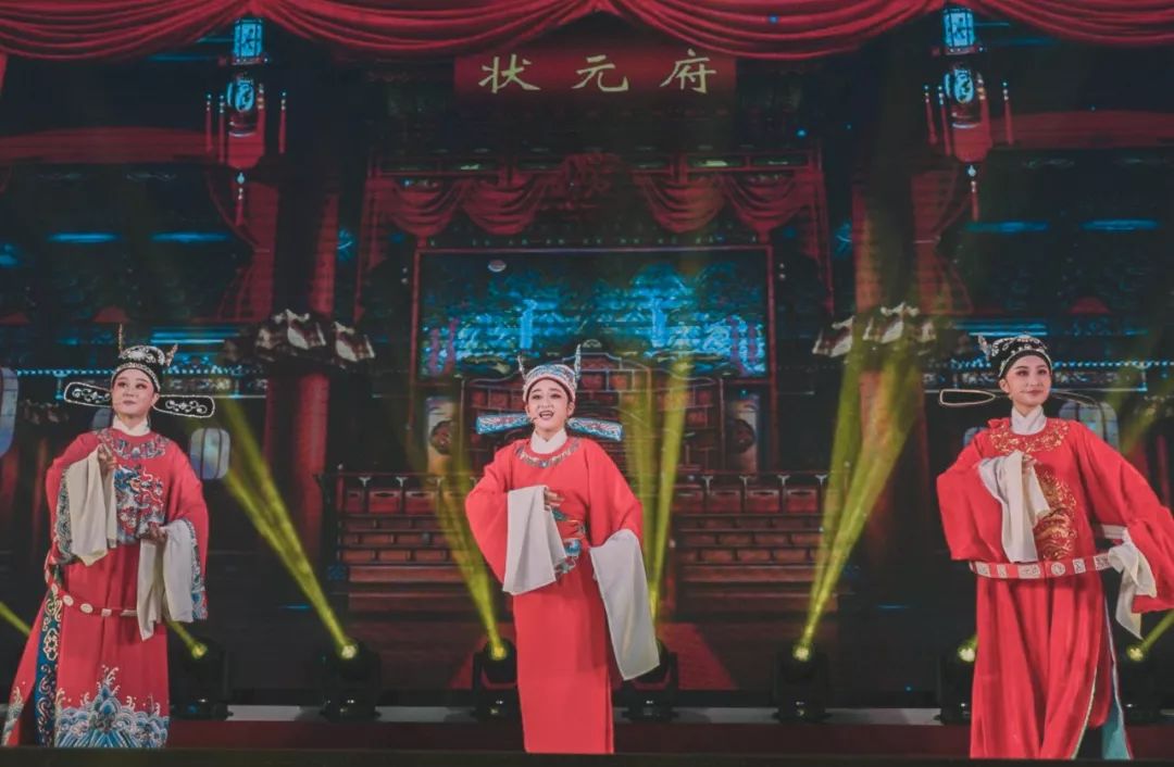 文艺名家进高校--省文联文艺小分队走进池州学院(图28) 文艺名家进高校--省文联文艺小分队走进池州学院(图28)