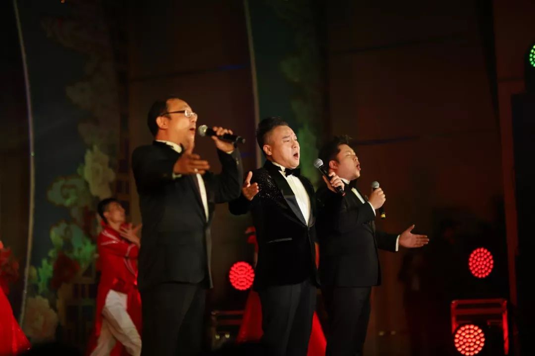 文艺名家进高校--省文联文艺小分队走进池州学院(图36) 文艺名家进高校--省文联文艺小分队走进池州学院(图36)