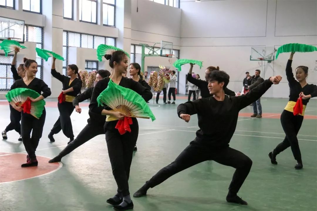 文艺名家进高校--省文联文艺小分队走进阜阳师范大学(图14)