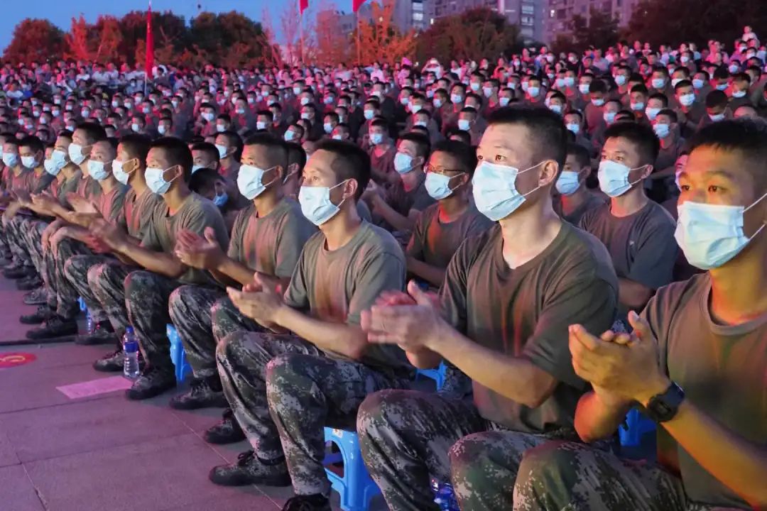 “艺”路同心——致敬最可爱的人｜省文联文艺志愿服务小分队赴抗洪一线慰问演出(图14)