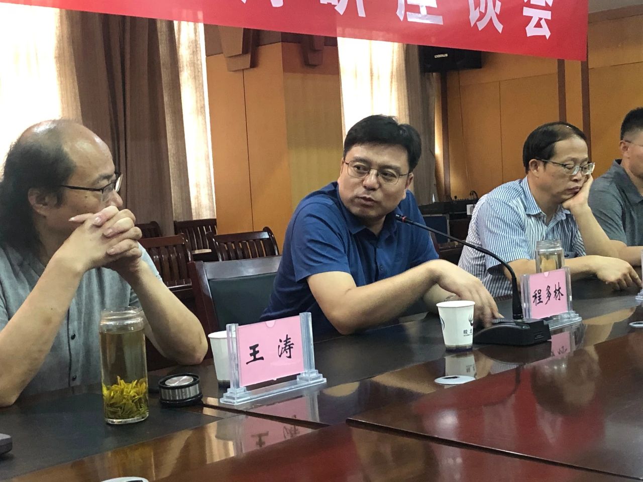 深入学习贯彻省文联第七次文代会精神 | 省书协赴宿州市、泗县、灵璧县开展工作调研(图2)