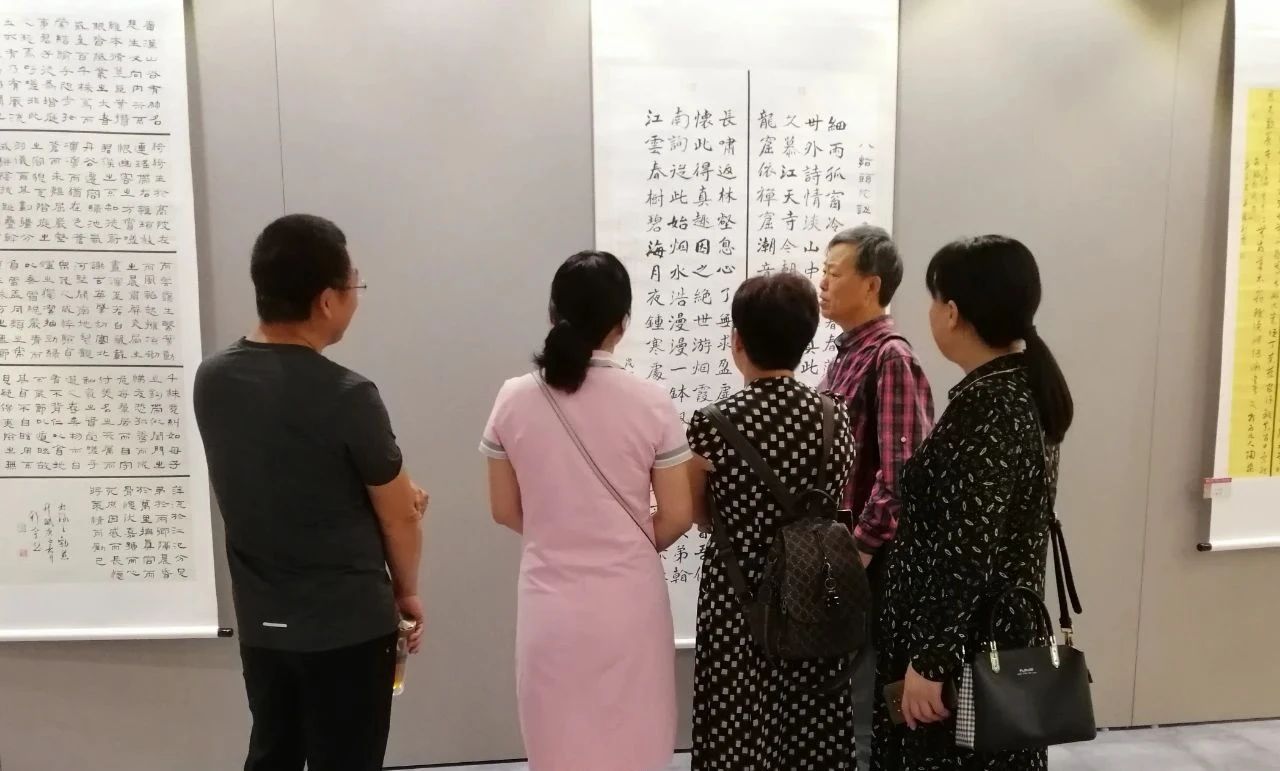 雏凤声清——蚌埠市书法重点人才班成果展在市文艺中心开幕(图11) 雏凤声清——蚌埠市书法重点人才班成果展在市文艺中心开幕(图11)