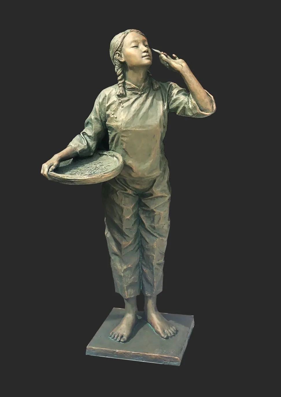 Compress_作品名:《新茶》91cm×45cm×34cm汪昊19965214856.jpg 图片