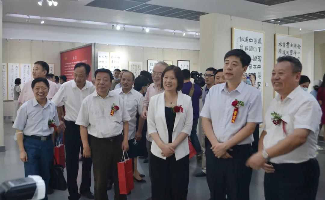 安徽省社科界庆祝建党百年书画展开幕(图4)