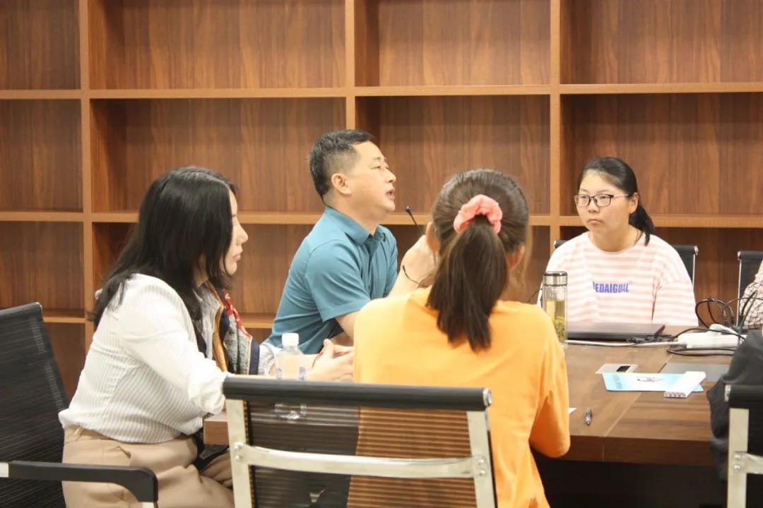 畅享文化盛宴 传承百年薪火——“文化名家进高校”暨“非遗进校园”走进安徽财经大学(图5)