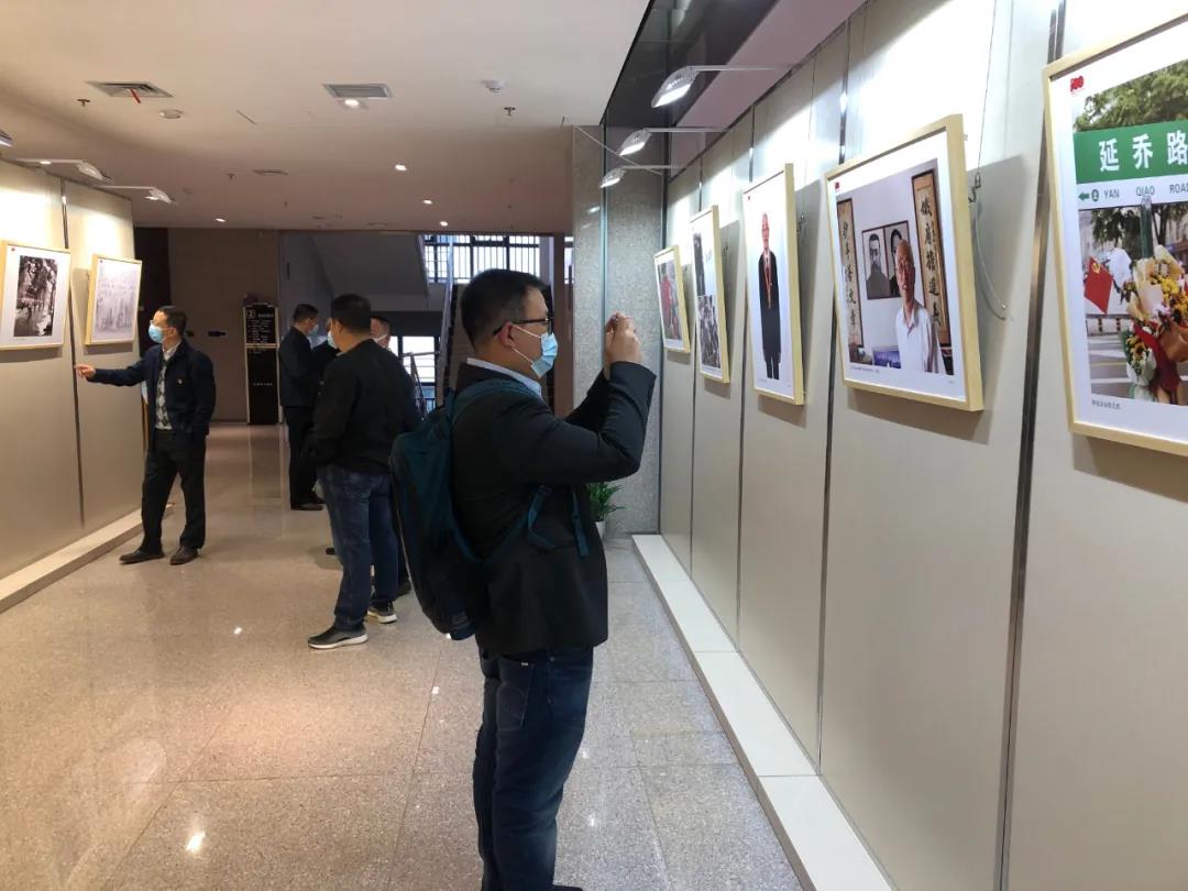 “庆祝建党一百周年 百家艺术档案展览” 在合肥开幕(图13) “庆祝建党一百周年 百家艺术档案展览” 在合肥开幕(图13)