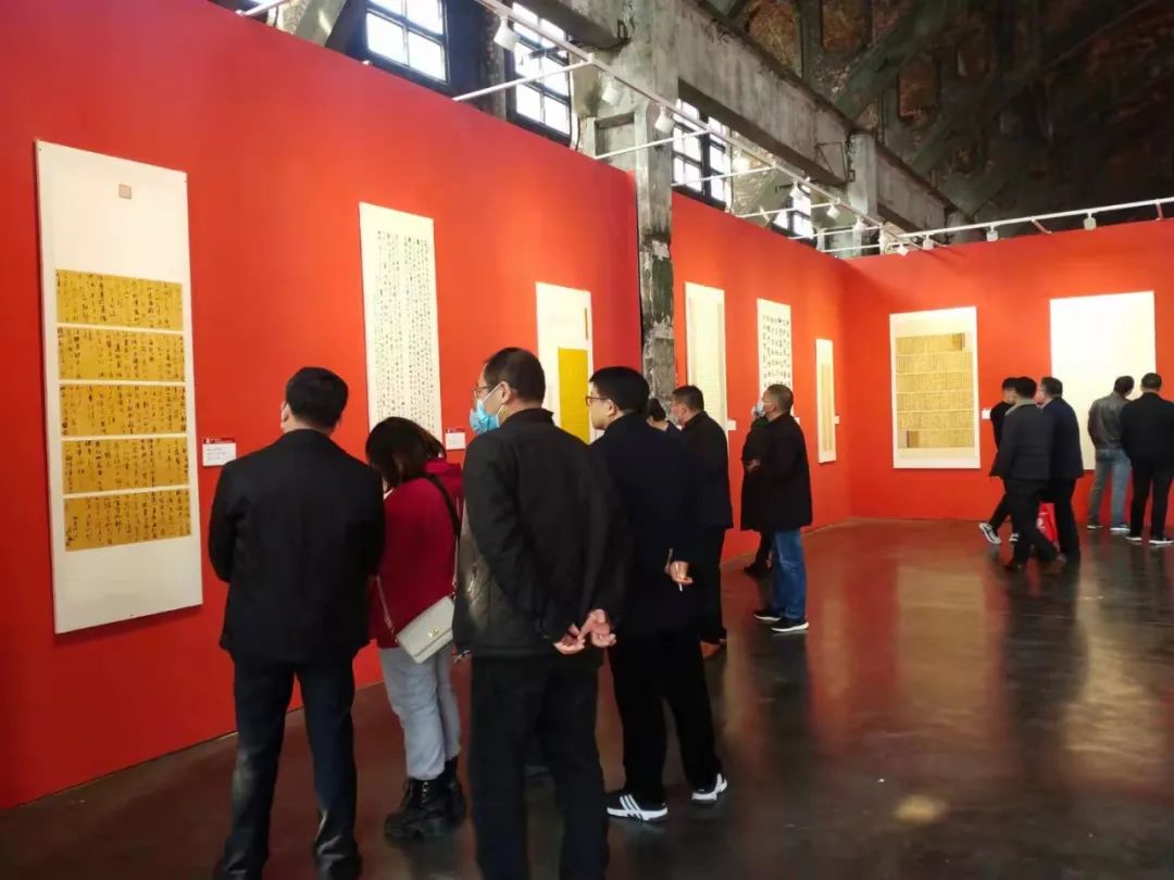 第二届“包公杯”全国书法篆刻大赛作品展在合肥开幕(图11) 第二届“包公杯”全国书法篆刻大赛作品展在合肥开幕(图11)