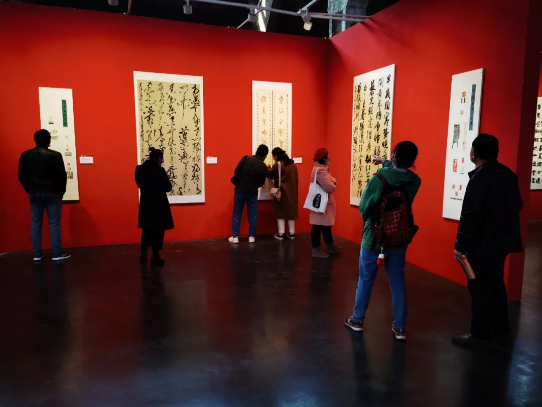 第二届“包公杯”全国书法篆刻大赛作品展在合肥开幕(图13) 第二届“包公杯”全国书法篆刻大赛作品展在合肥开幕(图13)